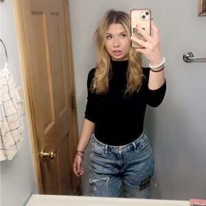 Meet your Posher, Ivy